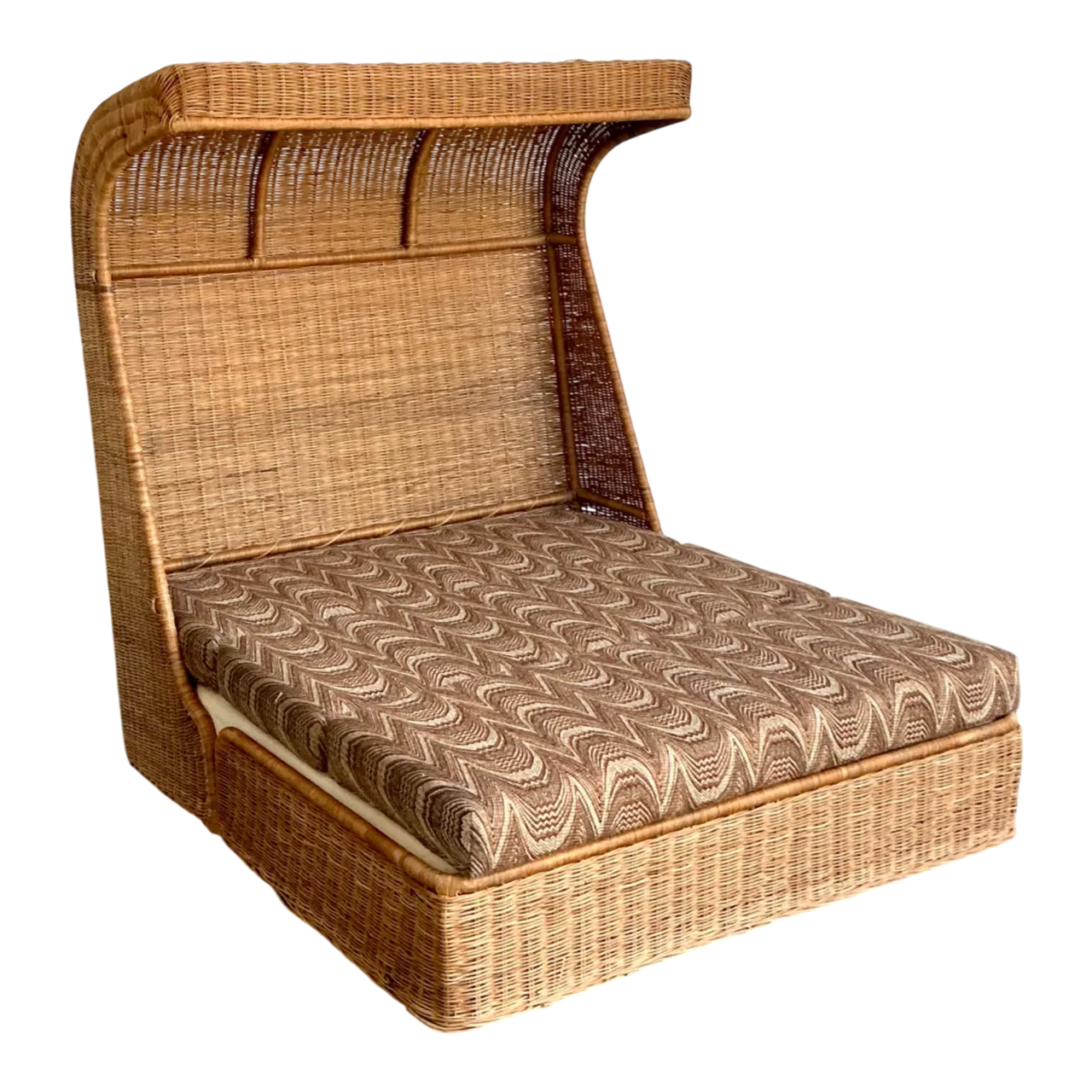 Vintage Rattan Canopy Daybed