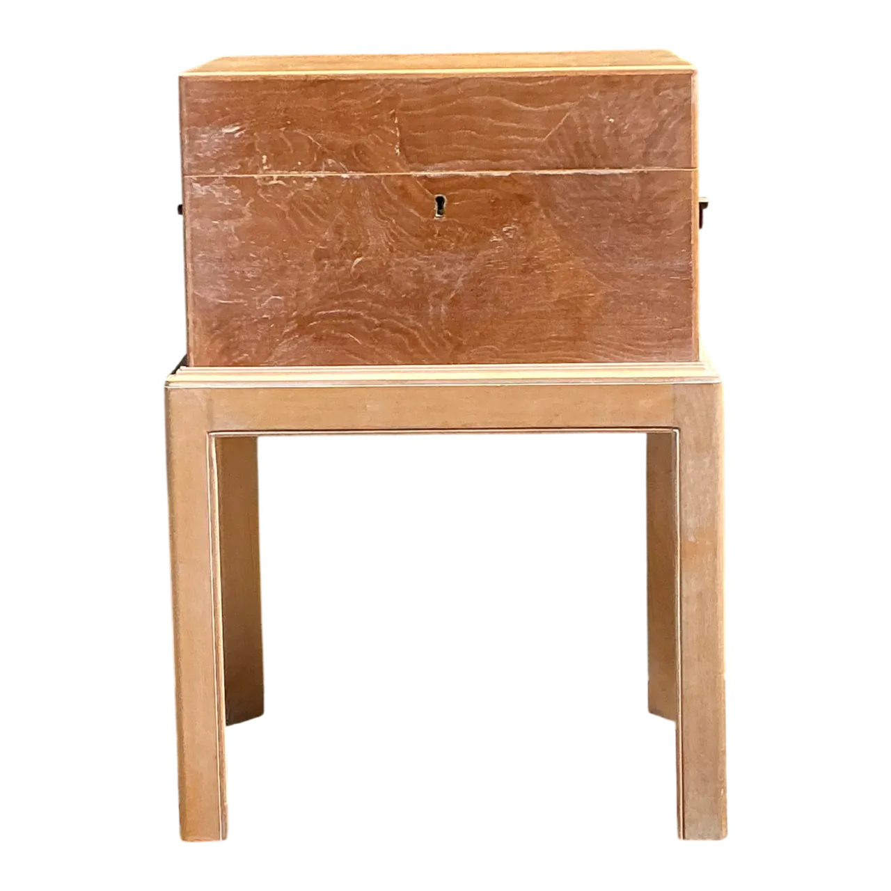 Chapman Italian Vintage Burl Trunk Drinks Table