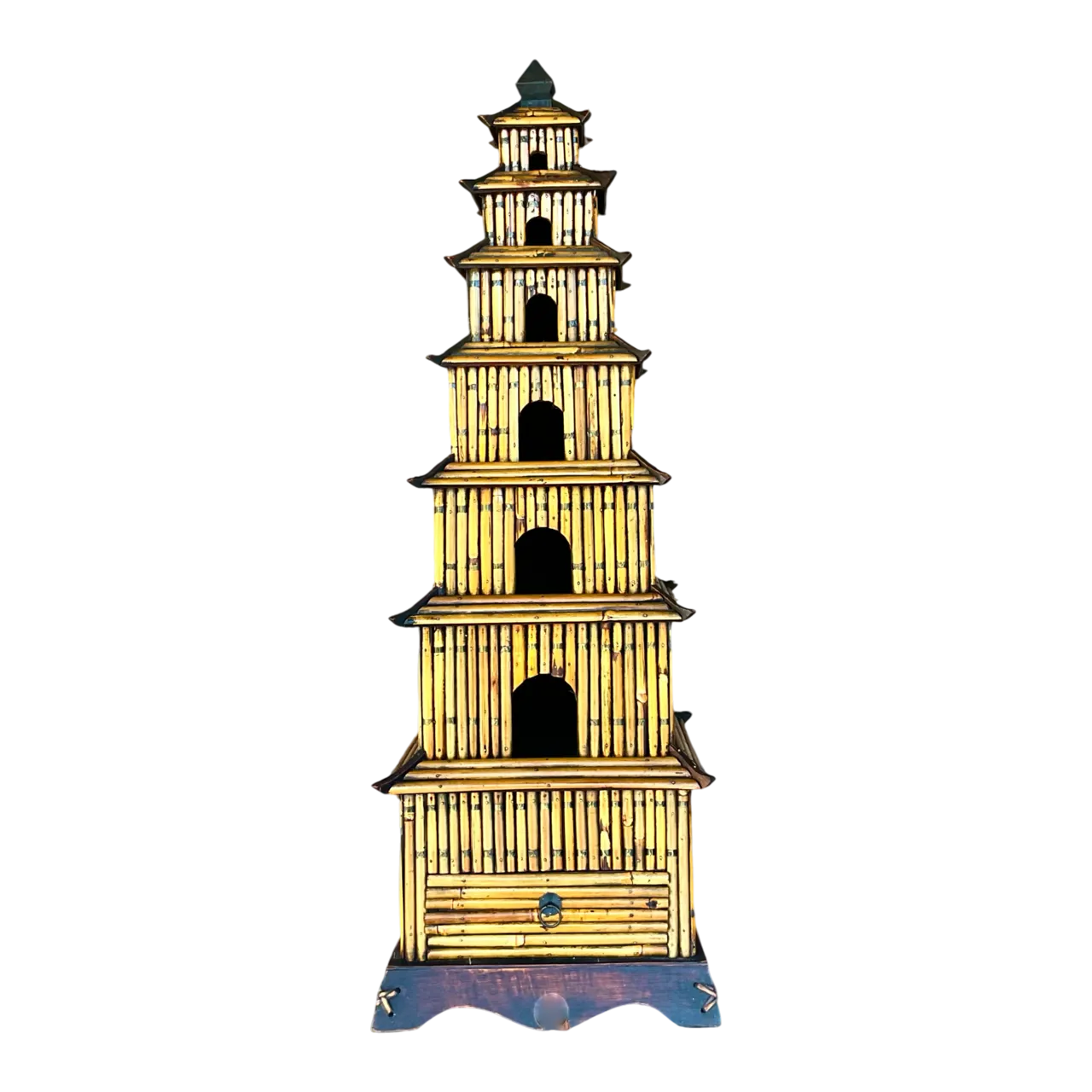 Vintage Coastal Pencil Reed Pagoda