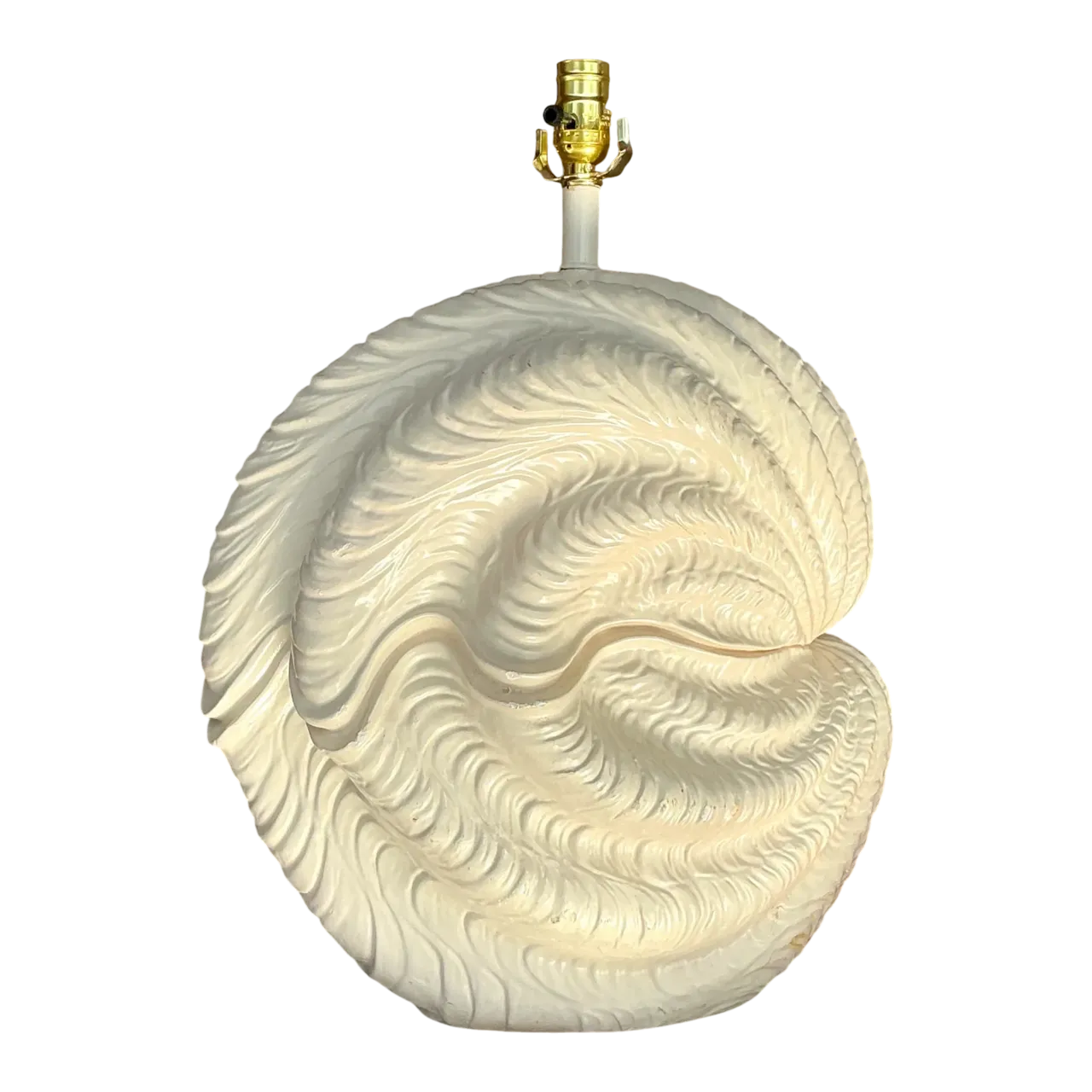 Vintage Coastal Plaster Clamshell Lamp